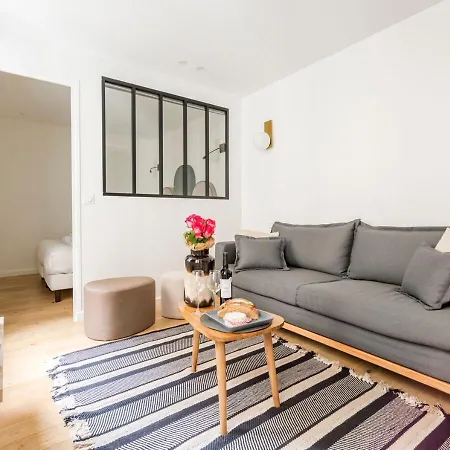 Apartment Elegance & Design Center Paris