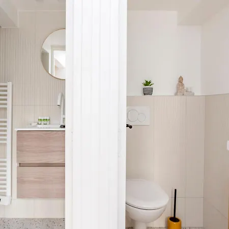 Elegance & Design Center Apartment *